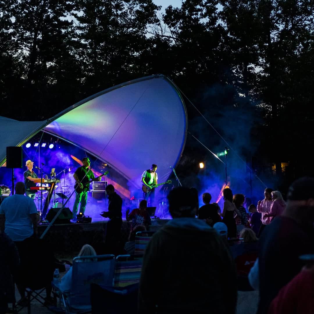 taglive® extends entertainment partnership with cove communities at point sebago resort