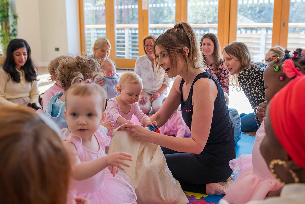 taglive® announces new UK partnership with babyballet®